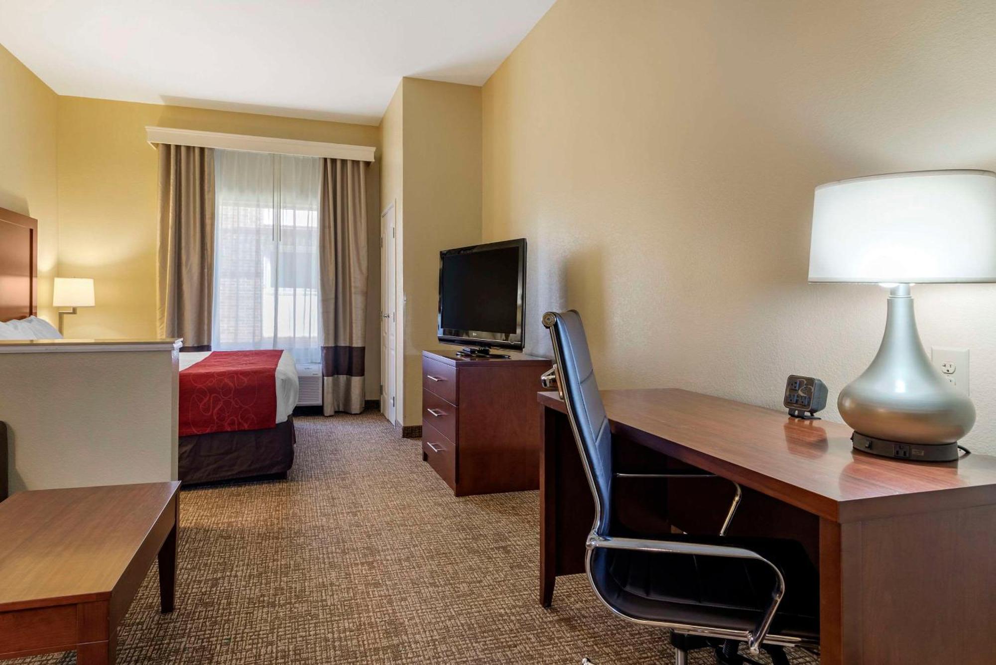 Comfort Suites Montgomery East Monticello Dr Exterior foto